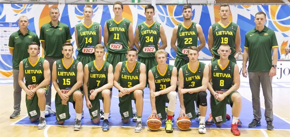 NBA战报：墨菲两双，锡安复出18分，鹈鹕114-104击败公牛（NBA赛况：墨菲两双发威，锡安复出贡献18分，鹈鹕114-104力克公牛）