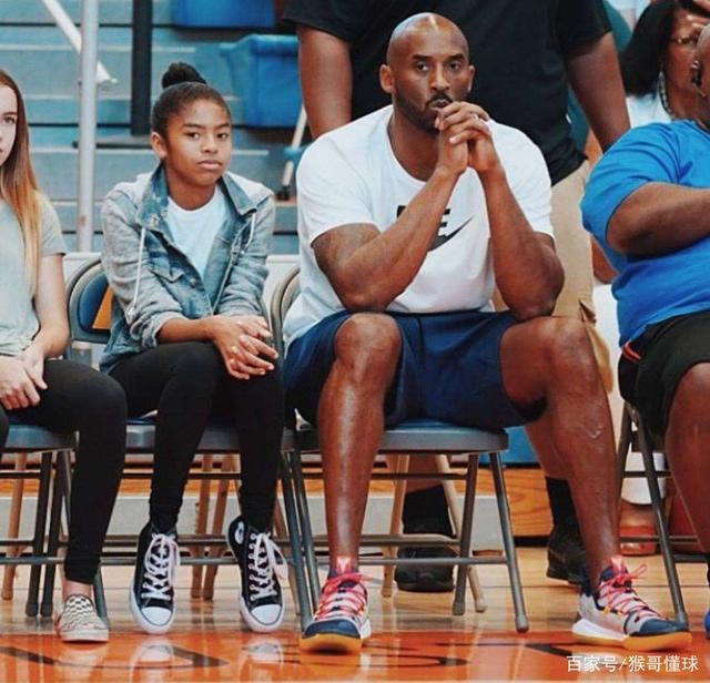 辛普森三分出手，北控防守严密（辛普森外线出手，北控防守严密）