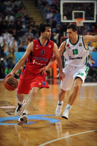 世体：巴萨已提前告知西足协，亚马尔在报到前将接受检查（世体：巴萨已提前通知西班牙足协，亚马尔报到前将先接受检查）