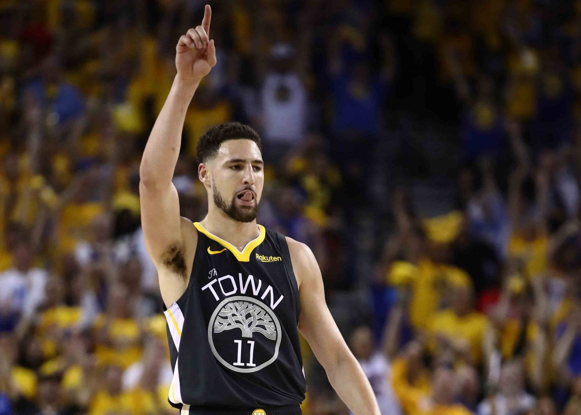 尤文2-0帕福斯，戴维破门+失良机，麦肯尼建功，伊尔迪兹助攻（尤文2-0胜帕福斯，戴维建功仍错失良机，麦肯尼破门，伊尔迪兹送助攻）