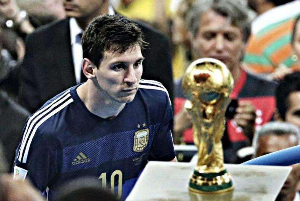 德泽尔比：格林伍德有待提升，球队要保持90分钟的高效表现（德泽尔比谈格林伍德：仍有提升空间，球队需90分钟都保持高效）