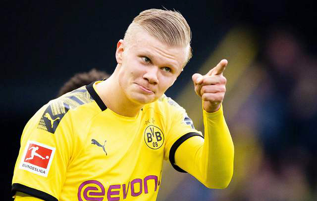 足球国足助教透露球队新目标：冲击小组第一（国足助教披露球队新目标：剑指小组头名）