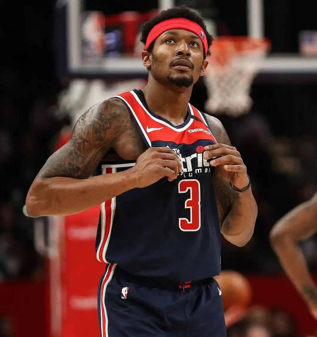 赫伊森在动物园游玩 ​​​（赫伊森的动物园之旅）