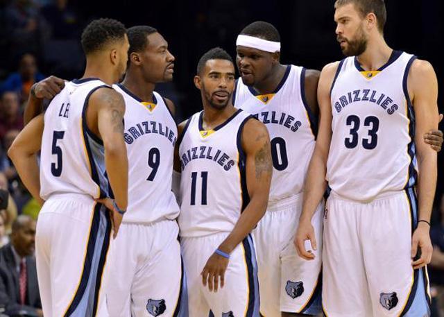 足球中超队医团队获肯定，伤病率下降（中超队医团队获赞，球员伤病率下滑）