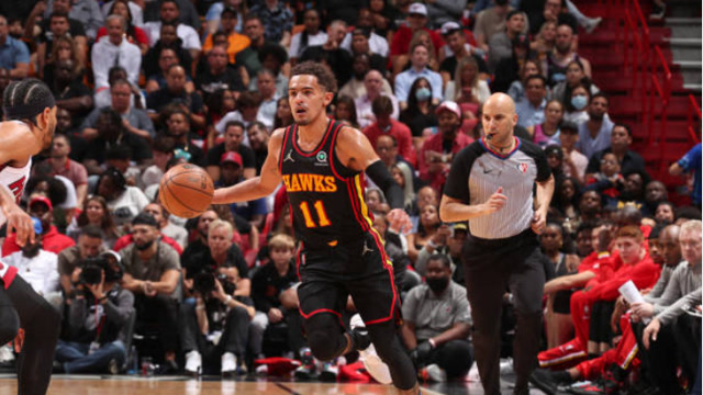 山东泰山今天下午在基地举行球迷开放日，一百多名球迷到场（山东泰山今日下午在基地举行球迷开放日，吸引百余名球迷到场）