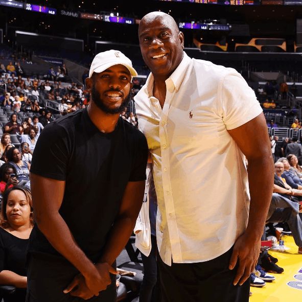 5号+21号定义KG！加内特在森林狼和凯尔特人都退役了球衣（KG的5号与21号双城封神：森林狼与凯尔特人齐退役球衣）