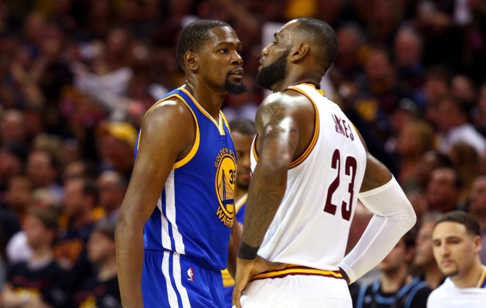 欧洲足球专家称赞瓦尔迪：他完美契合克雷莫内塞，能踢到41岁（欧足专家盛赞瓦尔迪：与克雷莫内塞天作之合，有望踢到41岁）